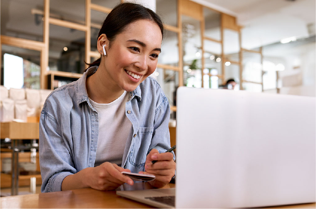 Safeguarding your account with HSBC’s free tools Safeguarding your account with HSBC’s free tools